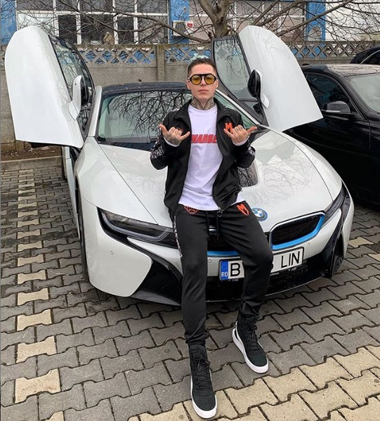 Așa aroganță?! Lino Golden dă gratis un BMW i8. Singura condiție care vrea să fie îndeplinită