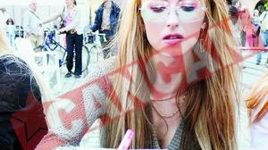 Andreea Balan cere bani de la copii pentru autografe