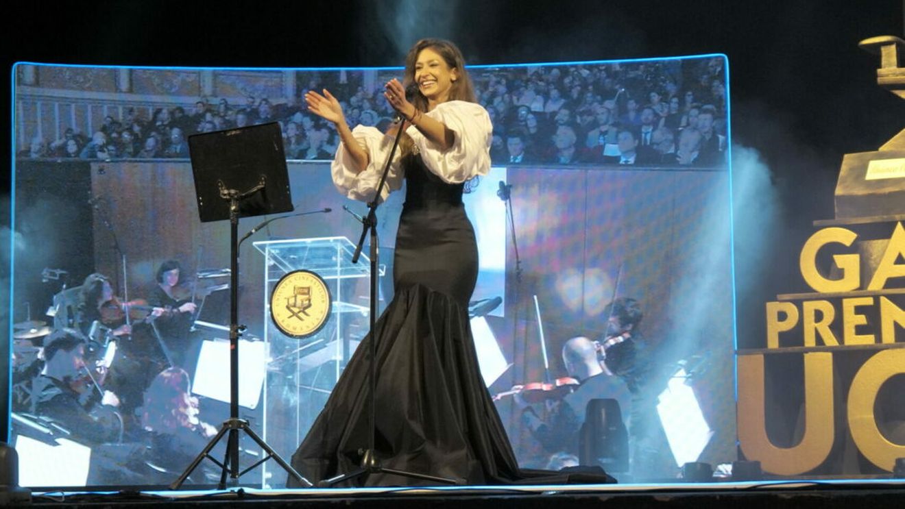 Apariție de gală pe scena Operei Naționale! Ioana Dichiseanu, într-un recital emoționant: ”Tatăl tău, de acolo de sus, sigur este alături de tine!”