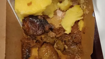 Incredibil! Cât a ajuns să coste o porție de 5 sarmale de post la un târg din Capitală