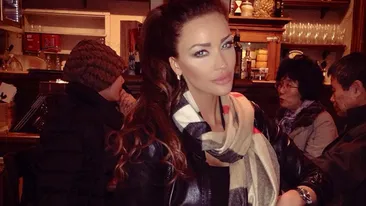 Ea este SOSIA Biancai Dragusanu! Arata EXACT la fel ca ea si pana si Victor Slav le-ar putea confunda