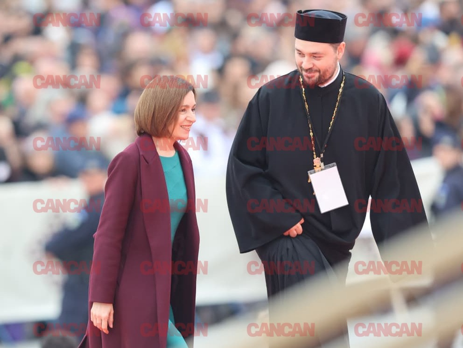 Maia Sandu, la sfințirea Catedralei Neamului