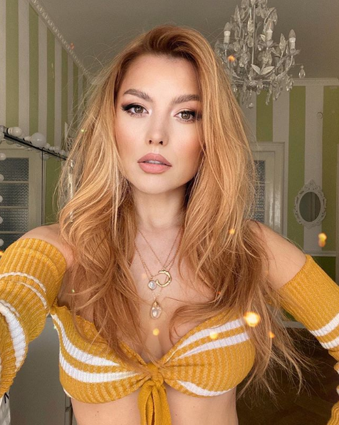 Elena Gheorghe, mămică pentru a treia oară? Ce declaraţii emoţionante a făcut artista: „Un copil este o bucurie în orice familie”
