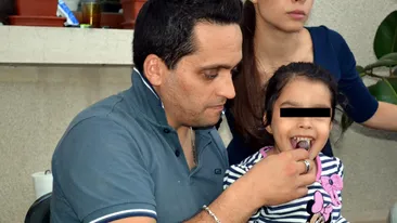 I s-a urcat celebritatea la cap! Mehrzad de la MasterChef si-a lasat copilul si sotia acasa si s-a distrat in club cu doua femei!