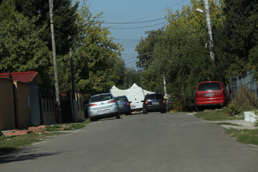 Clanul Duduienilor a blocat un cartier întreg și a convocat ”spuma” maneliștilor la priveghi