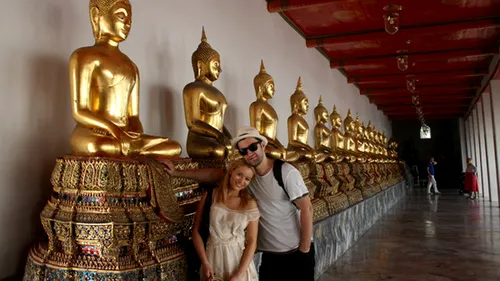 Laura Cosoi si Smiley, pe urmele Deliei Matache! Au fost doua saptamani in Thailanda!