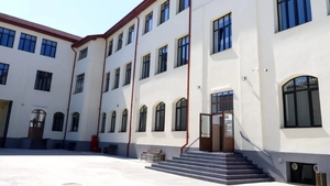 Gestul făcut de elevul din Pitești după ce și-a atacat colegii cu maceta. Unde l-au găsit polițiștii