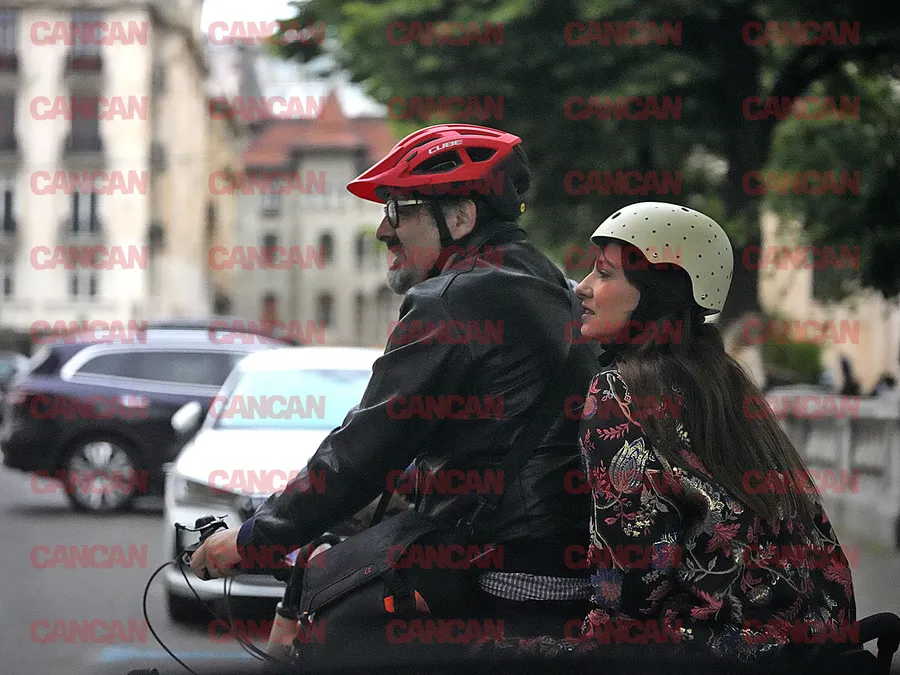 Dana Rogoz și soțul, pe bicicletă prin Capitală