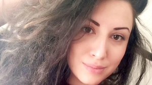 ”Eu sunt RALUCA, "curva" de pe net” Mesajul acestei tinere de 30 de ani a stârnit mari controverse