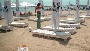"Du-te pe plajă si caută să atragi clienti!" Ce a pus-o Nea Mărin pe Bianca să facă a scos-o din sărite, la "Serviti, vă rog!"