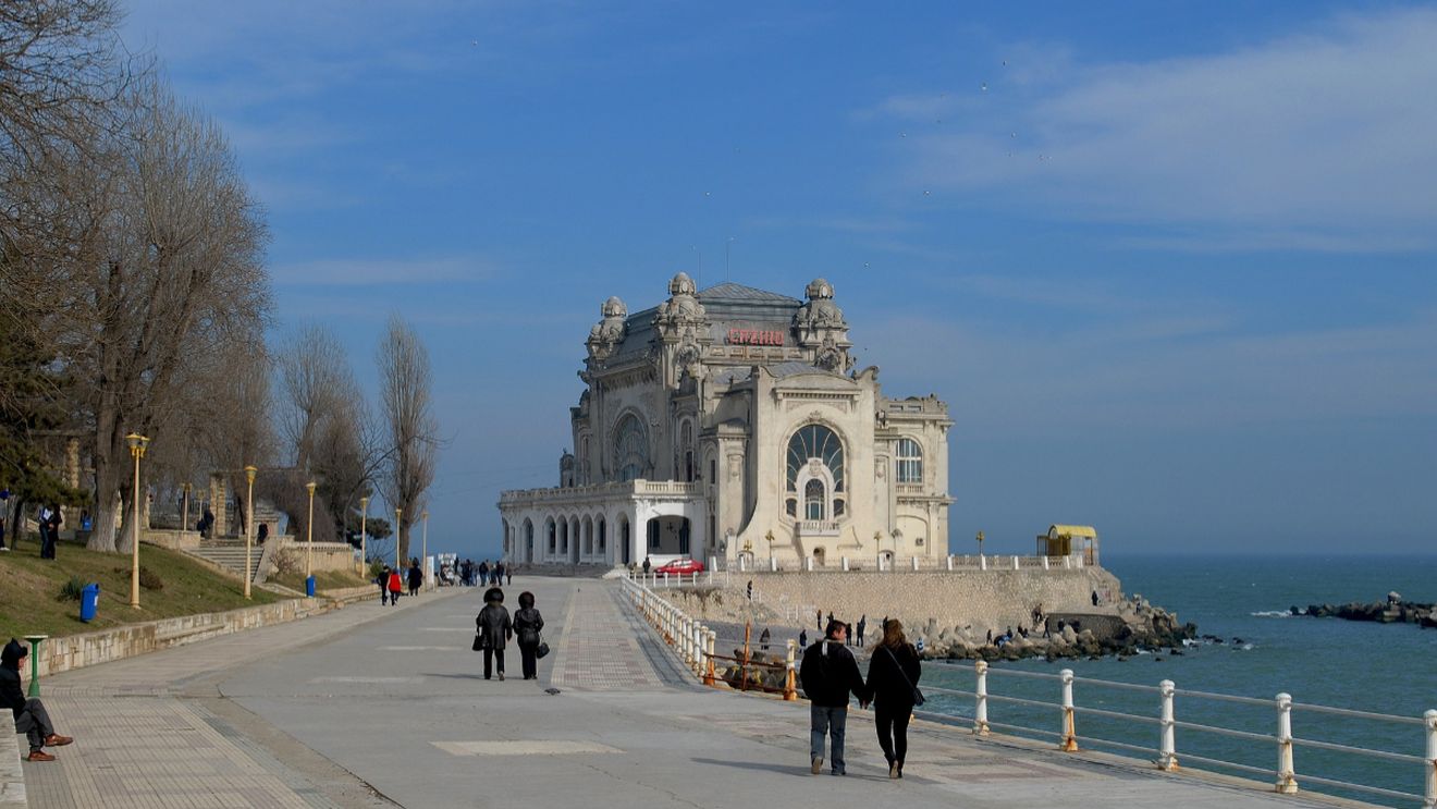 Unde se pot caza românii pe litoral cu 52 de lei pe noapte. Oricine își poate permite un concediu aici