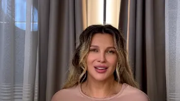 Lora, la un pas de leșin în avion. Artista a trecut prin momente de groază: ”M-au lăsat pe pistă”