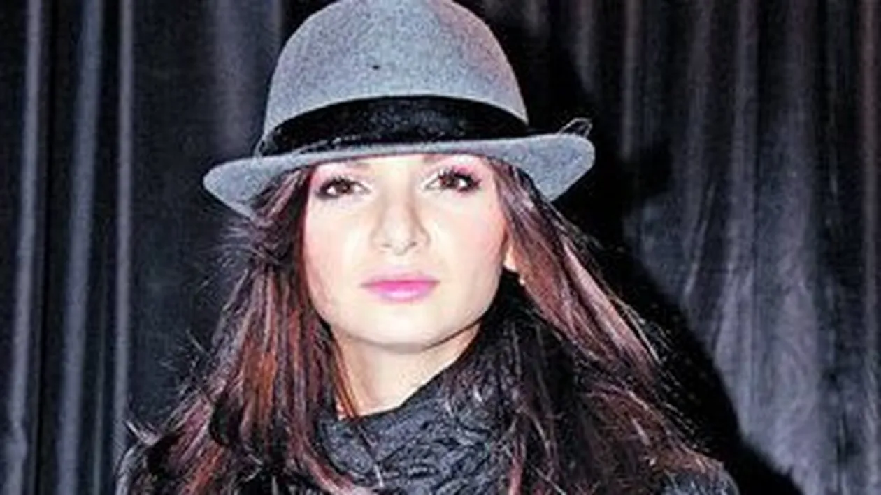 Ramona Gabor nu suporta gandul ca i l-a suflat pe Badalau. O vaneaza pe Adelina prin cluburi