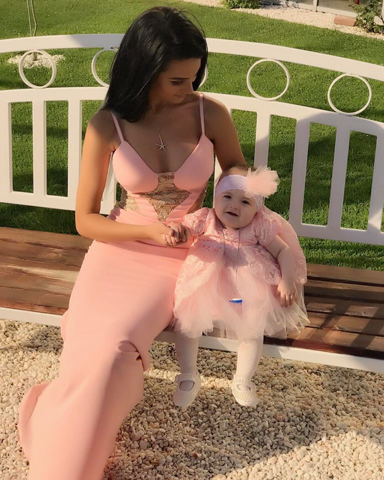 BIANCA de la ‘’Insula iubirii‘’ şi-a pus silicoane! Uite cu ce bust generos se mândreşte acum