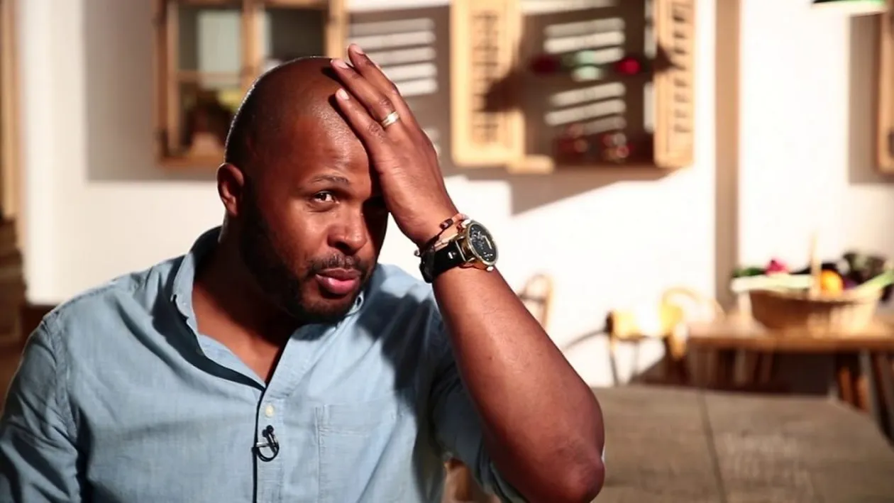 Clipe de panică pentru Cabral, în toiul nopții! Prezentatorul a tras o sperietură soră cu moartea: „Deschid ușa și simt un ușor miros de fum”