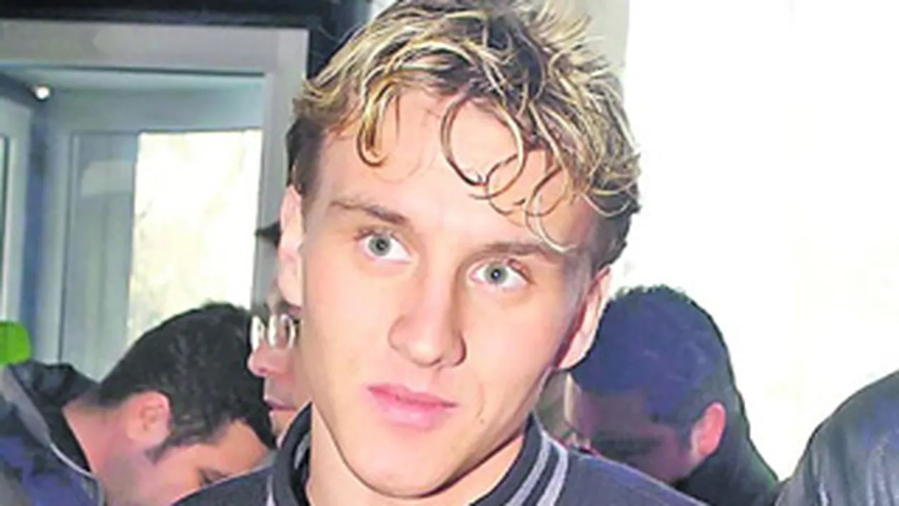 Nicolae Mitea n-are cu ce sa o intretina pe Tonciu! Uite ce salariu are la Petrolul Ploiesti! Castigi mai bine ca el?