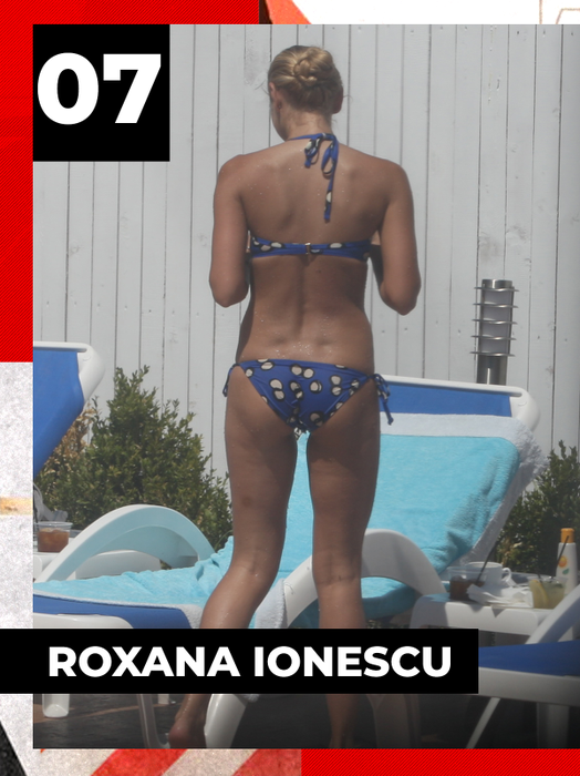 Top sexy-vedete de la noi, care au greșit mărimea slipului. Fanii de pe plajă au crezut că nu văd bine