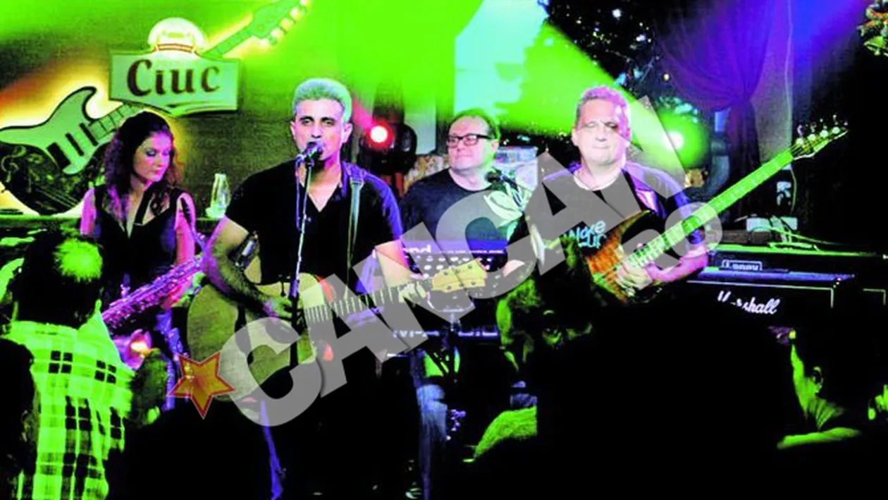 Va avea parte de cel mai dur critic! Robert Turcescu, asistat din public de iubita sa