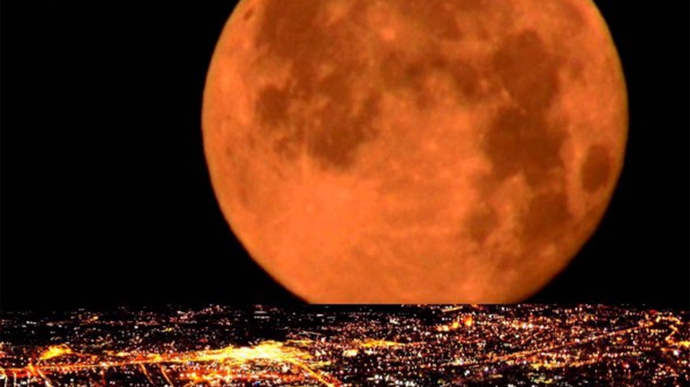 Cele 3 zodii care vor fi afectate de Super-Luna din 17 octombrie. Viața acestor nativi se va schimba radical începând de astăzi