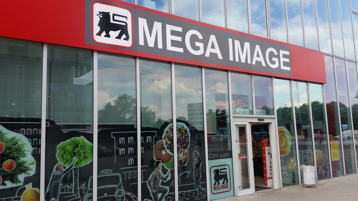 Mesajul apărut în toate magazinele Mega Image din România, după ce s-a instalat starea de urgenţă! Toţi românii trebuie să ştie asta