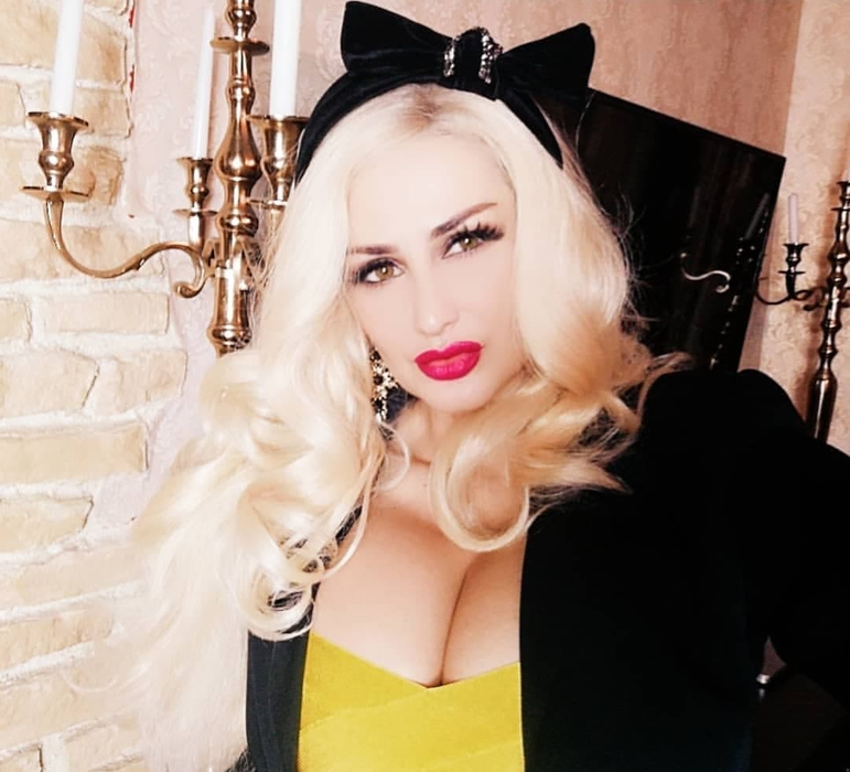 Îți mai aduci aminte de Julia Chelaru, fosta solistă de la Exotic? Cum arată cântăreața acum
