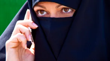 SOCANT! O studenta islamica a fost amenintata cu moartea din cauza unui roman gelos!
