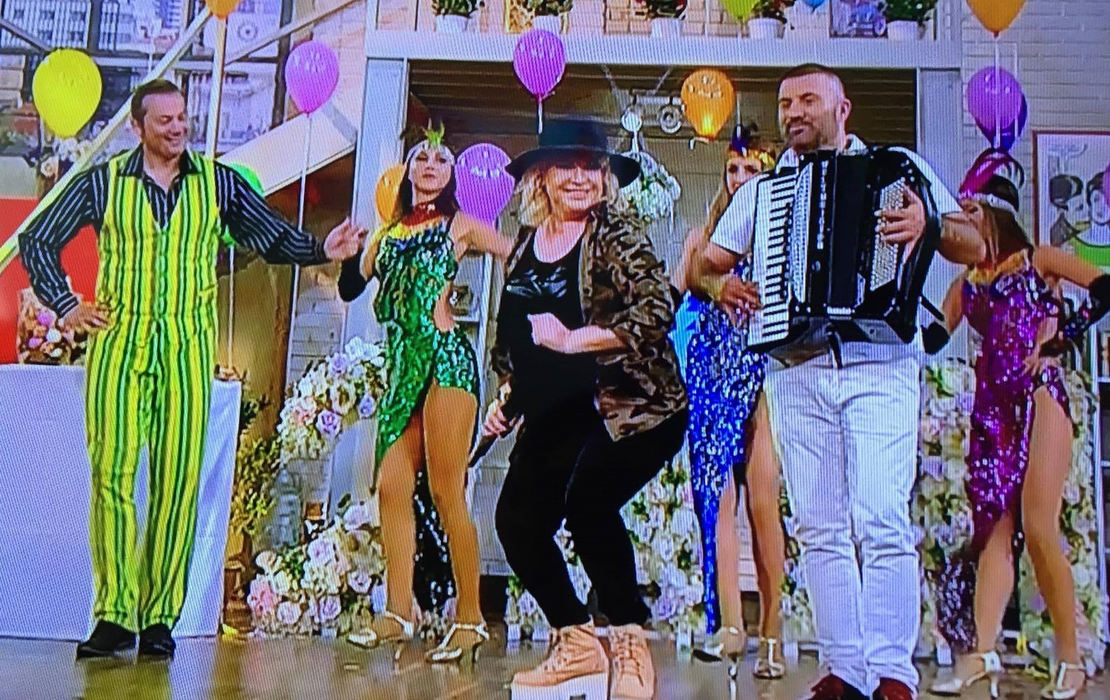 Viorica de la Clejani a pierdut din nou lupta cu kilogramele! Cum a apărut artista la TV