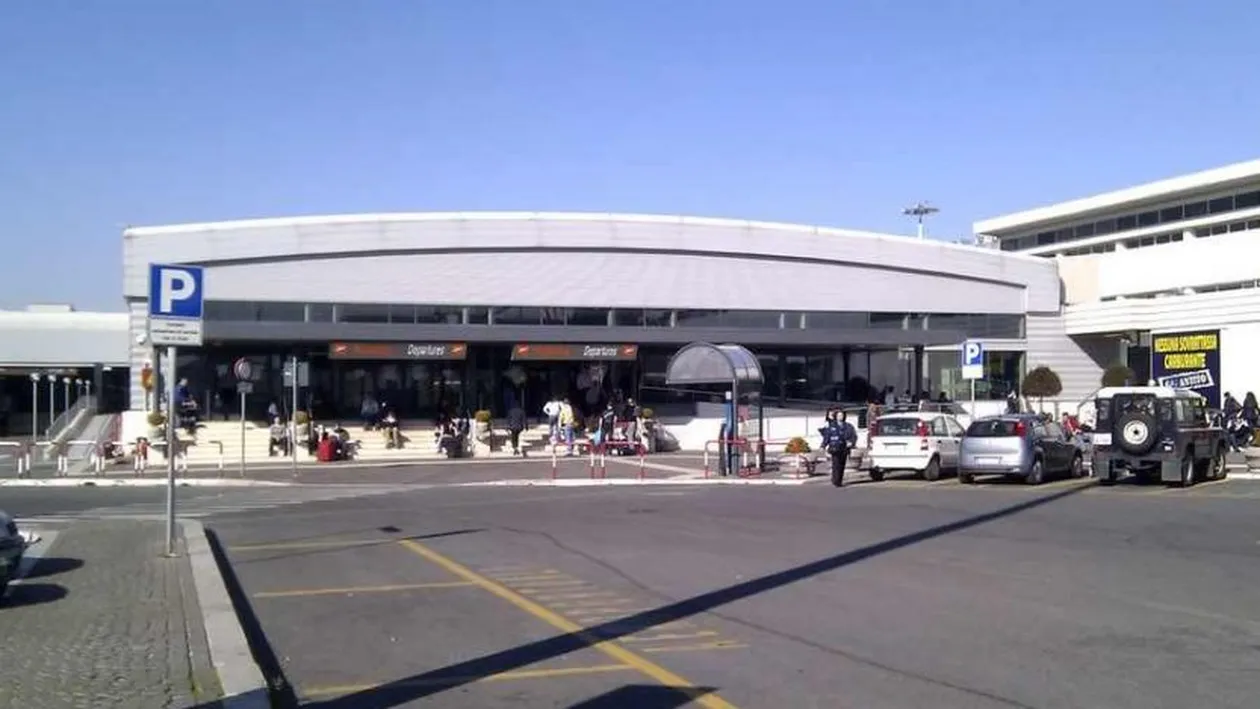 Aeroportul Ciampino a fost închis după ce au fost găsite trei bombe! Numeroase zboruri au fost anulate