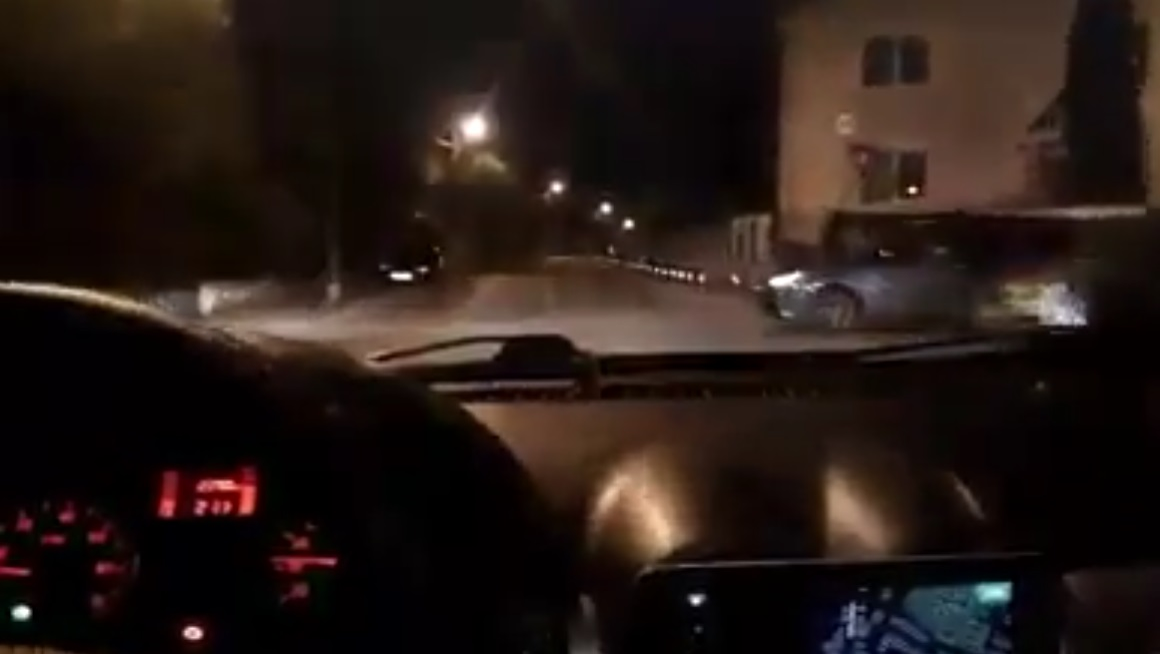 Reacția savuroasă a unui taximetrist din Cluj-Napoca după ce un client a adormit în mașină! Cine era pasagerul