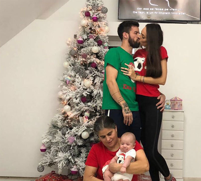 Gabriel Enache şi Lena şi-au botezat fiul. CANCAN.RO a transmis imagini LIVE de la eveniment. Laurenţiu Reghecampf şi Anamaria Prodan, naşii micuţului Edan