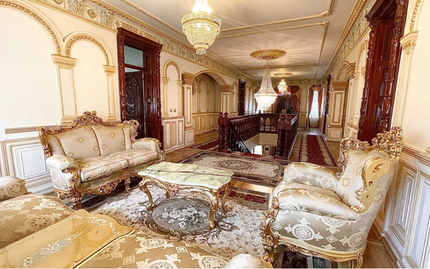Ce preț are vila scoasă la vânzare de familia lui Nicolae Guță/ Foto: OLX