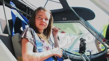 Elevii olimpici, plimbati cu avionul asupra Sucevei