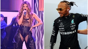 Cu cine a fost surprinsă Shakira, la un an de la separarea de Pique. Au luat cina pe iaht, în Miami