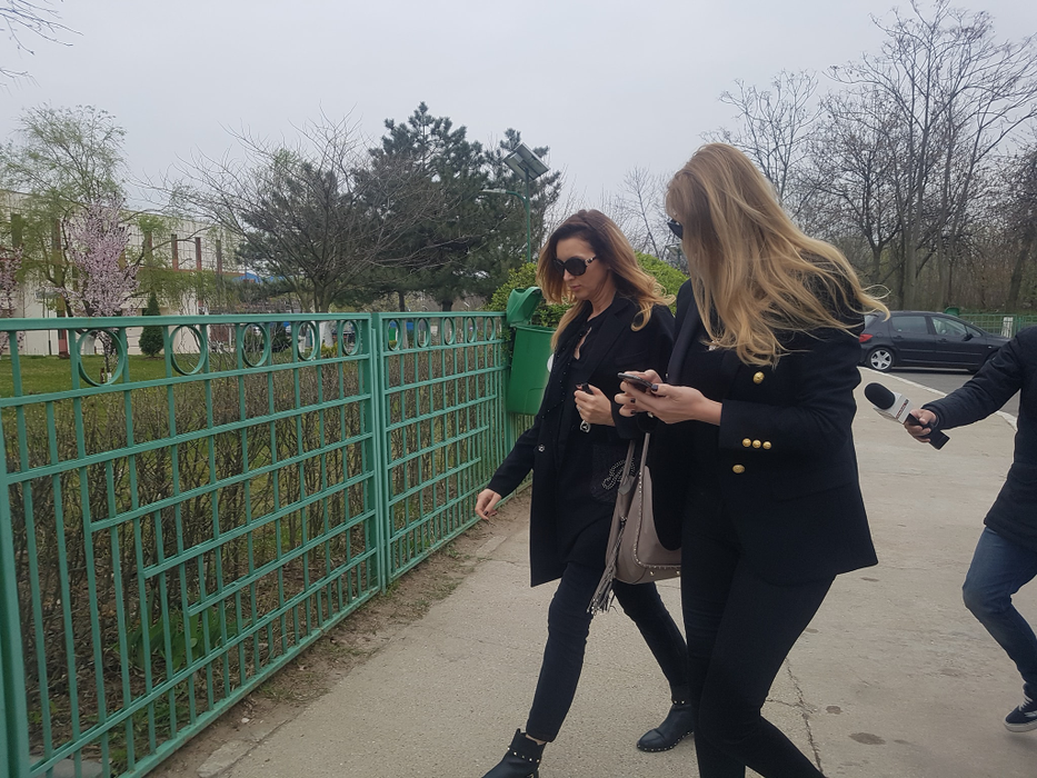 Scene cutremurătoare la Crematoriul Uman, unde e incinerată Zina Dumitrescu