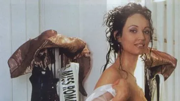 Ea a innebunit barbatii prin pictorialele nud! Intra aici sa vezi cine este singura femeie din Playboy care nu a fost photoshopata