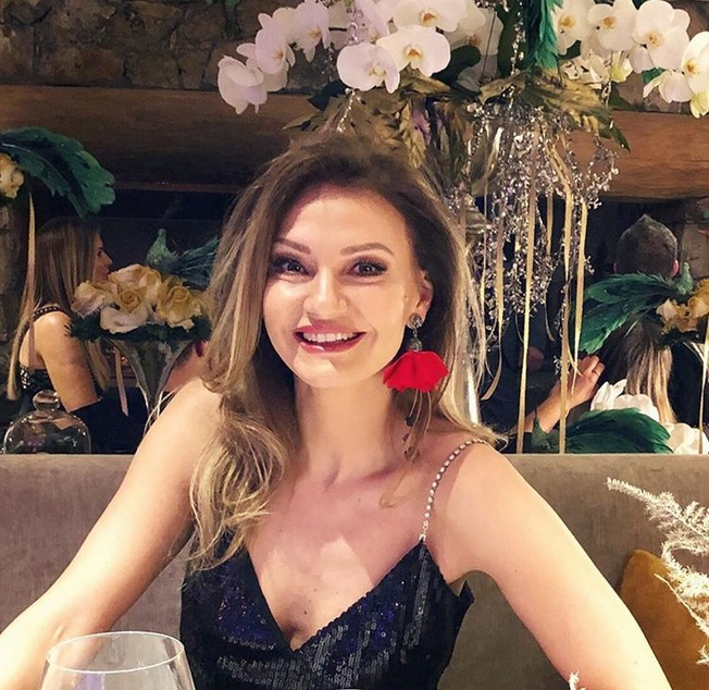 Dana Războiu, ex-prezentatoare a Știrilor TVR