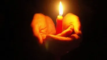 S-a spânzurat. România, șocată de anunțul morții, făcut azi-noapte la ora 2:45