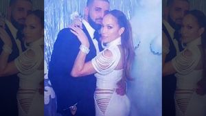 Nu mai încape nici un fel de îndoială! DRAKE şi JENNIFER LOPEZ, cel mai nou cuplu din showbiz! S-au sărutat pătimaş în public şi au dansat lasciv