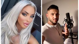 Loredana Chivu, sărut pătimaș cu un manelist celebru! Au dat frâu liber fanteziilor, în avion / FOTO