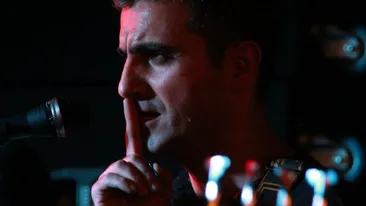 Robert Turcescu, prins intre doua mari iubiri! Vezi ce spune artistul despre aceasta situatie de viata!