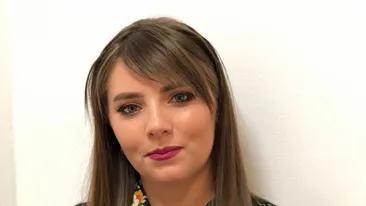 Vulpiţa de la Acces Direct a dat o triplă lovitură! S-a făcut vloggeriţă, vinde haine online şi s-a lansat în muzică! Cum sună prima piesă