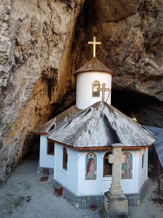 Sursa foto: Facebook Peştera Ialomiţei - Bucegi