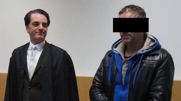 Cerşetor român prins la furat caviar şi somon afumat, în Germania: „Onorată instanţă, mi-era foame”