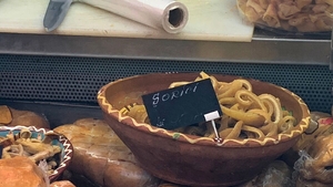 Prețuri de delicatese! Cât costă 1 kilogram de șorici în supermarket-urile Carrefour și Cora din București