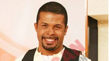 Cabral catre Andreea Patrascu Doamne, cum zambesti tu cu toata gura, cu dintii aia albi si frumosi