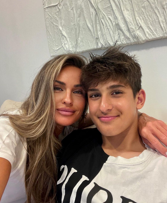 Ce se mai întâmplă cu Diana Munteanu după ce a ajuns să își crească singură copilul. „Nu-mi place să-mi plâng de milă”