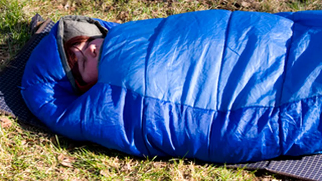 Platiti cu 2.400 de lire pe luna ca sa doarma!