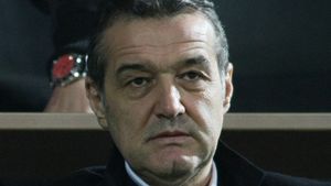 Gigi Becali le-a transmis un mesaj românilor! Patronul Stelei si-a mărturisit public păcatele: "Binecuvântată fii, inchisoare"