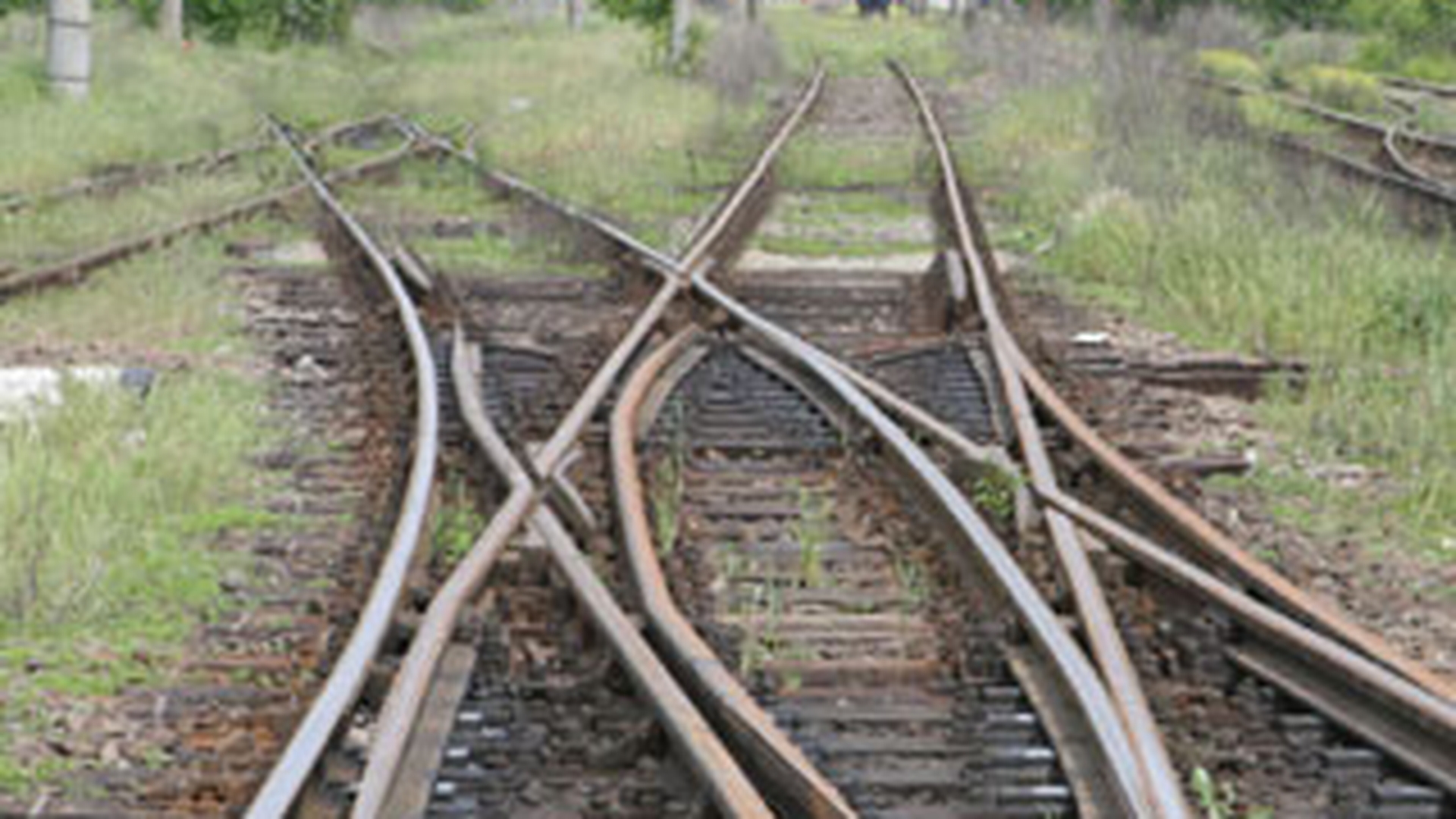 Un vasluian a fost ucis de tren in timp ce se odihnea pe calea ferata