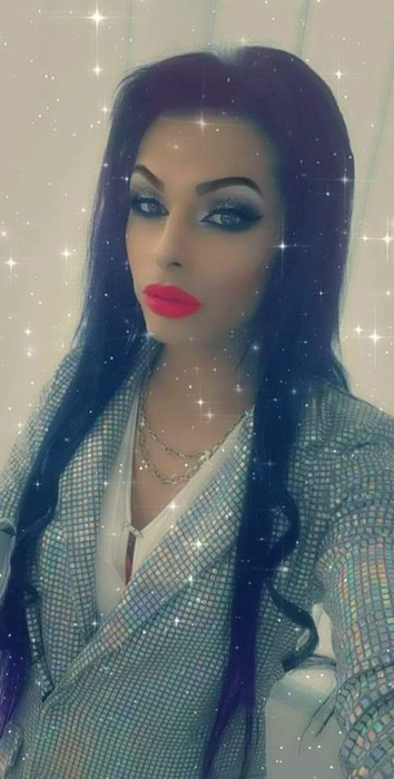 Delia Rexha, transsexualul care 
i-a dinamitat căsnicia fiicei premierului